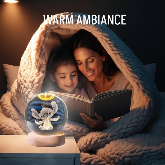 Sfera luminosa led Stitch RGB colorato modello seduto con occhioni dolci con telecomando, sfera cristallo grande 8cm, con base e luce a led USB colorato, con interruttore, luce notturna, confezione regalo inclusa