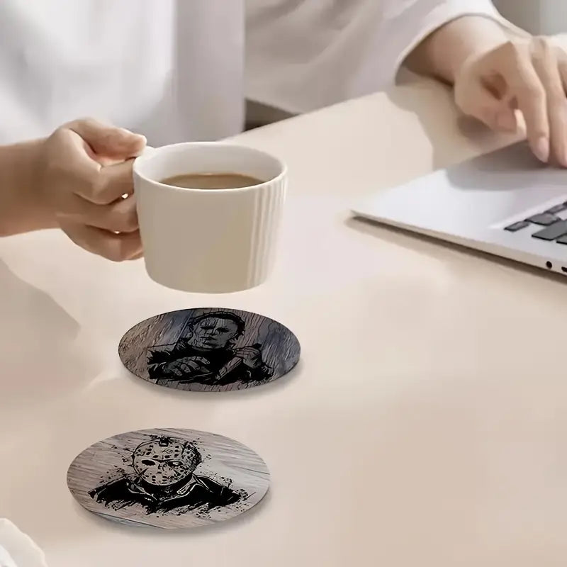Sottobicchieri Horror set 4 Pezzi Movie di Halloween, Nightmare, Venerdì 13 e Non Aprite Quella Porta in bianco e nero, per tè, poggia bustine, bevande, colazione, birra, idee regalo